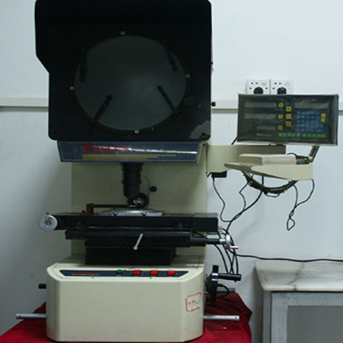 optical projection comparator